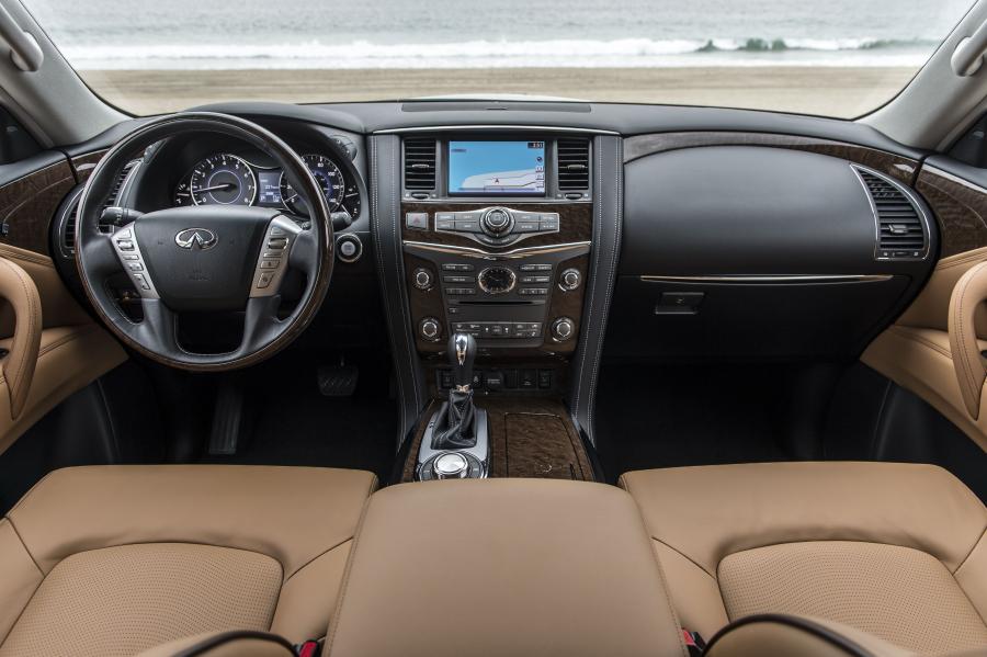 Торпедо Infiniti QX80 5.6 Signature Edition 2017 года  (NA) (фото 8 из 11)